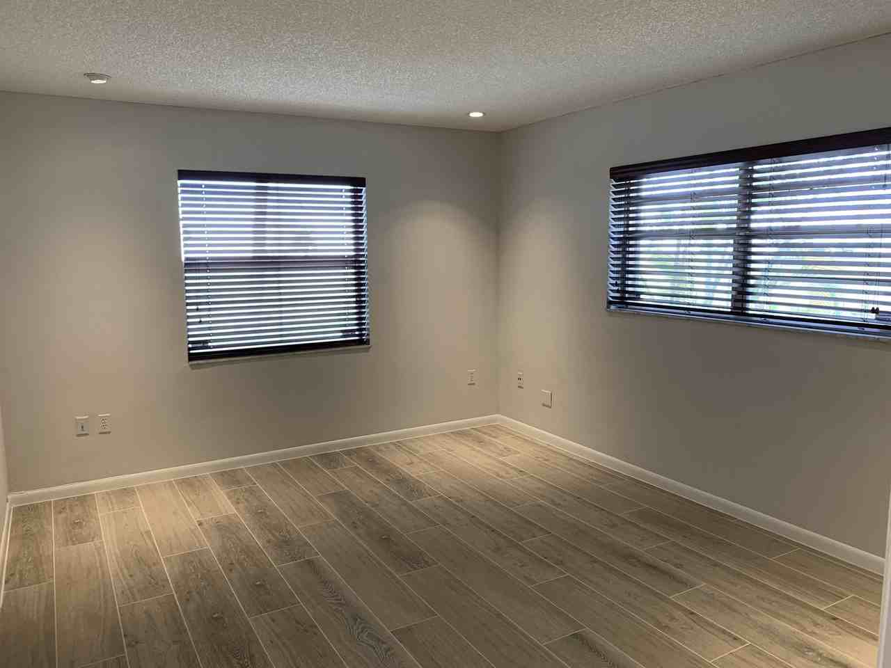9107 Sw 137th Ter #C - Photo 3 of 20