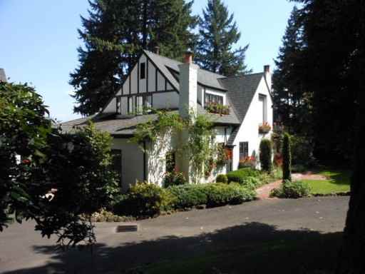 400 SW Edgecliff Rd - Photo 3 of 12