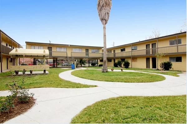 5600 Royal Palms St #22 - Photo 3 of 11