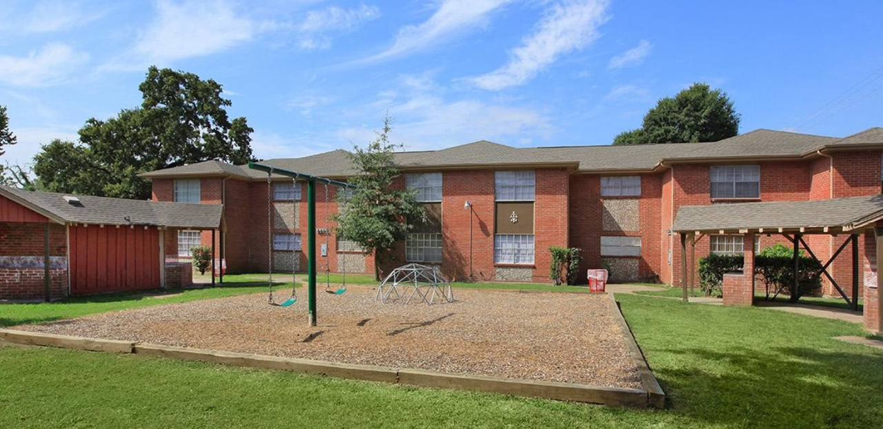 4011 Galveston - 51A #51A - Photo 5 of 11