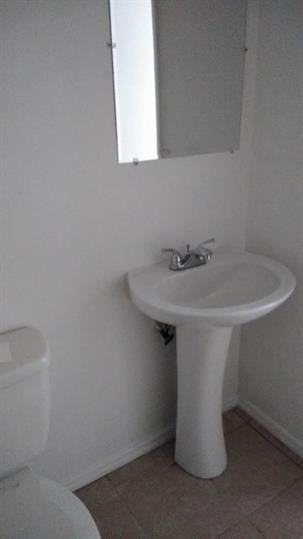 521 N Lanier Ave #521 - Photo 3 of 8