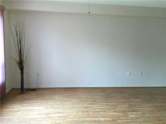 427 Ravineview Way - Photo 3 of 8