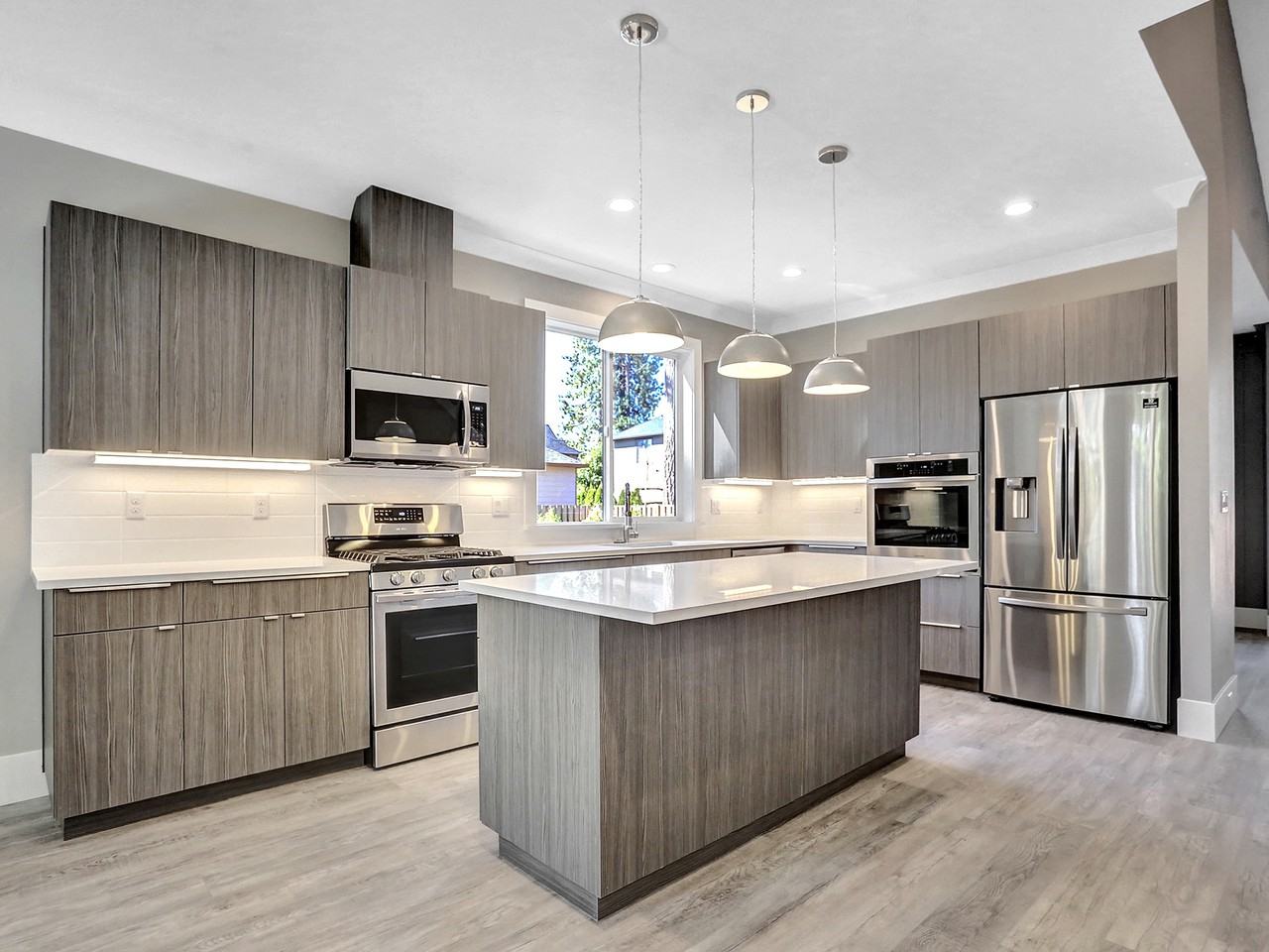 84 Southwest Meadow Drive #A - Photo 3 of 21