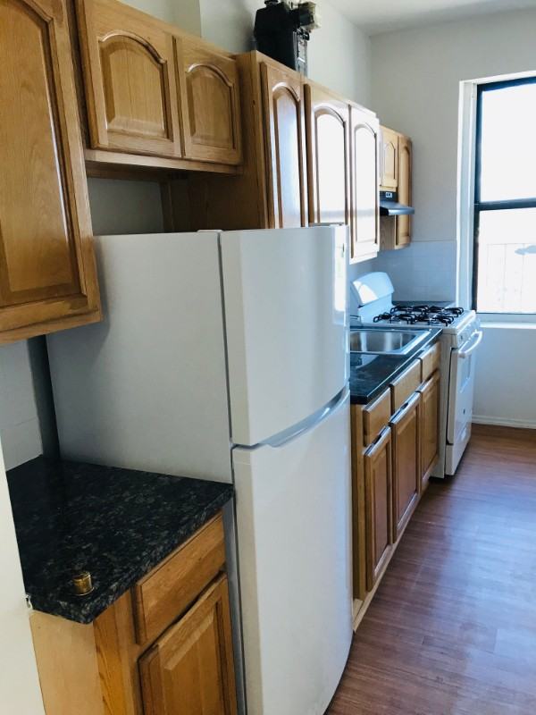 225 W 233rd St #5M - Photo 2 of 12