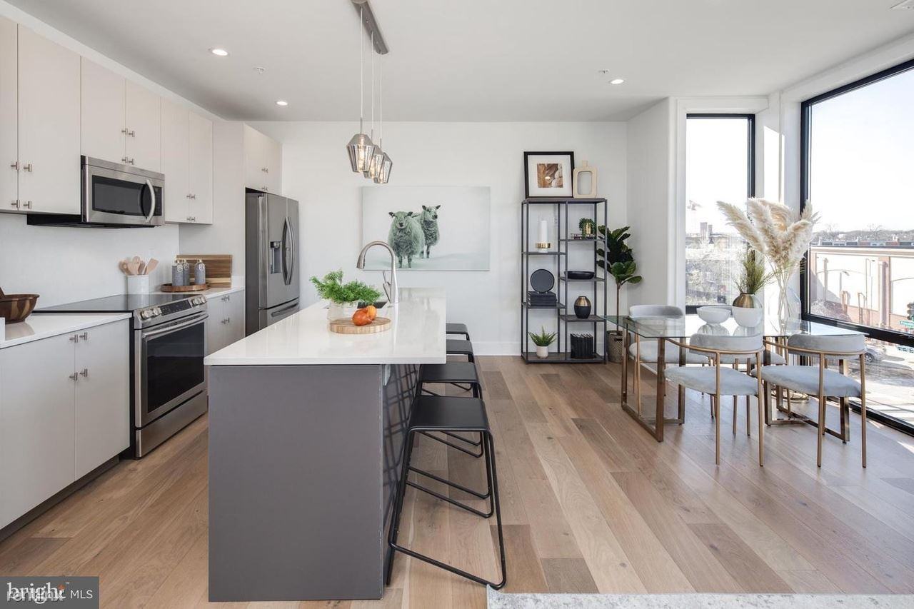 3619 Georgia Ave Nw - Photo 2 of 15