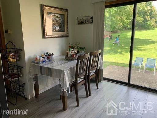 32 Woodfern St - Photo 2 of 17