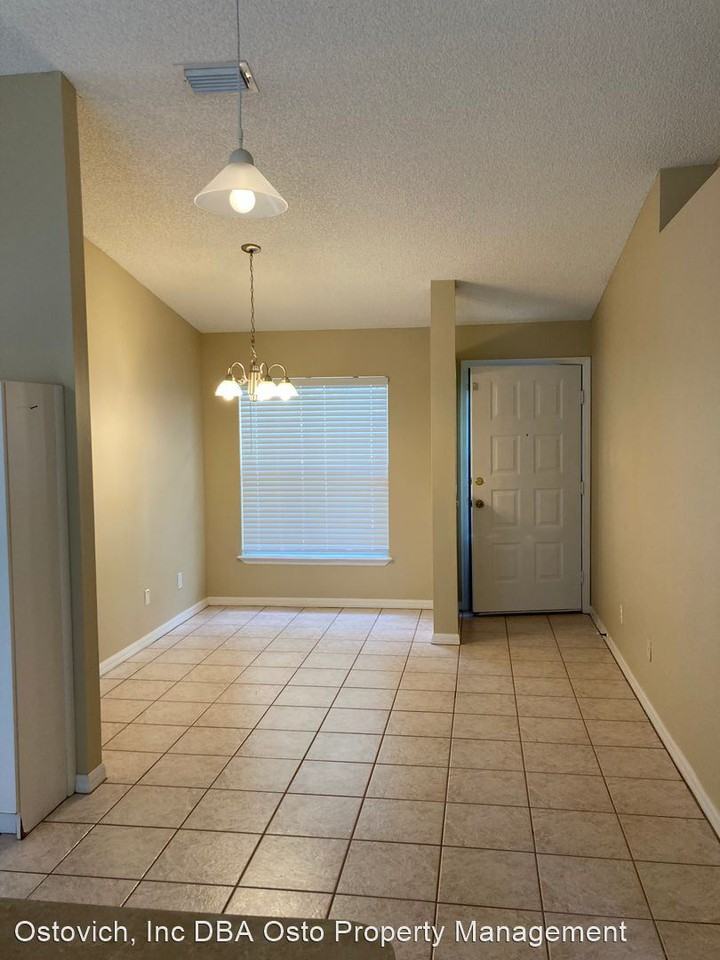 8058 Bracken Ln - Photo 3 of 22