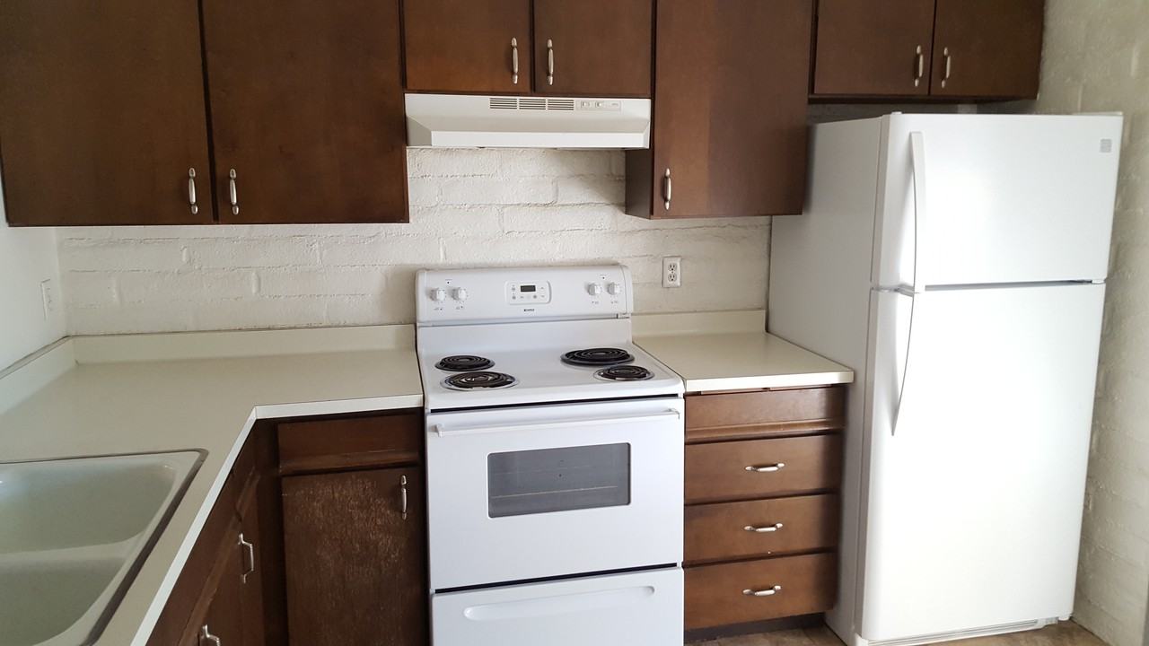 2875 N Tucson Blvd #48 - Photo 3 of 15