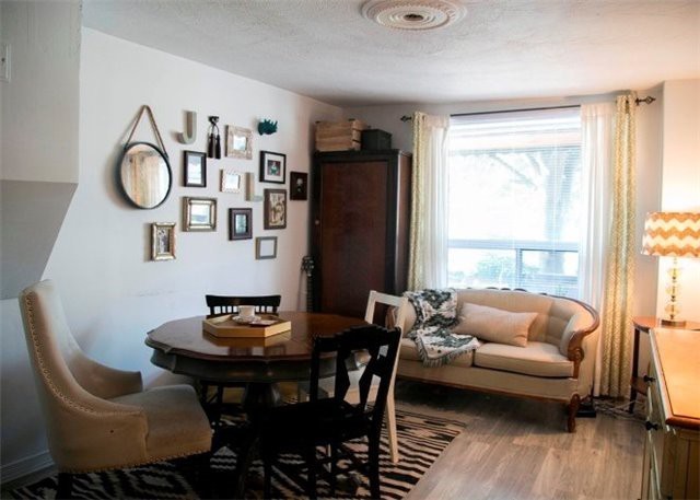 25 Tecumseth St #1 - Photo 2 of 6