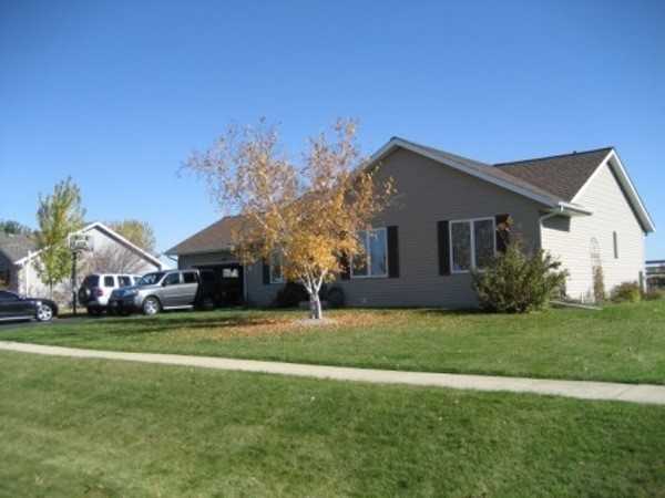 404 S Sandra St - Photo 2 of 25