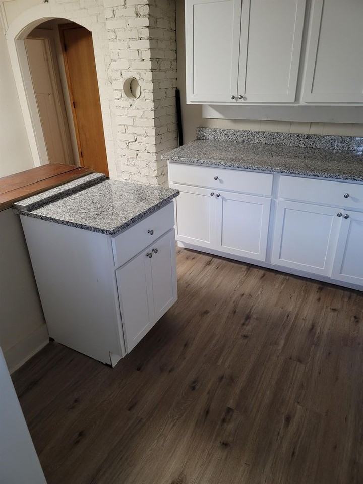 55 Burnette St - Photo 2 of 9