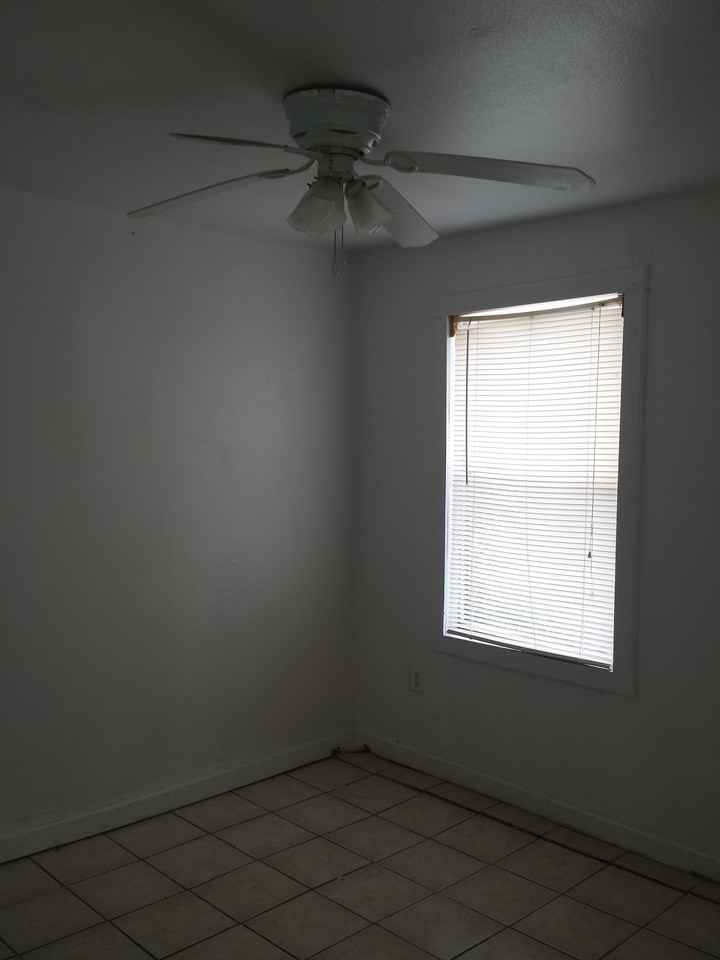 629 West Nettie Avenue #A - Photo 3 of 9