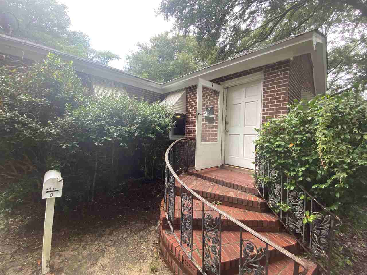 2714 East Surrey Drive - A #A - Photo 2 of 15