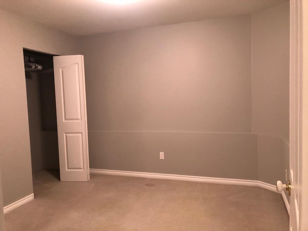 3212 Matapan Crescent - Photo 2 of 7