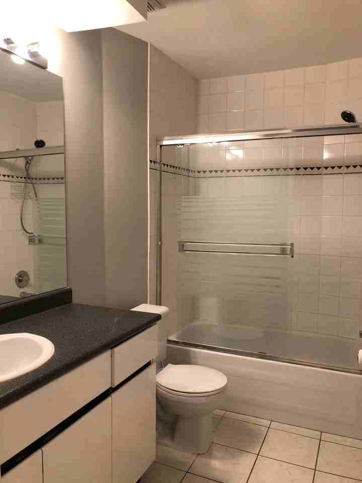 3212 Matapan Crescent - Photo 3 of 7