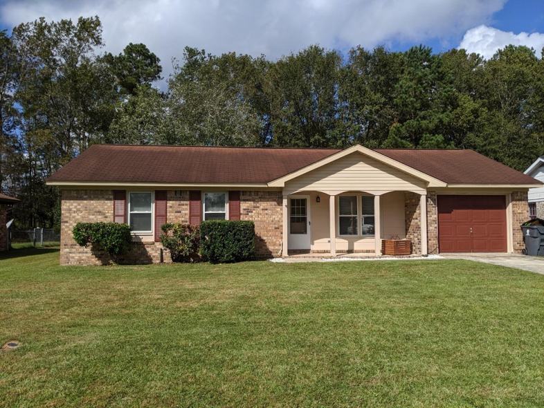 108 Village Green Cir, Sangaree, SC 29486 3 Bedroom House for 1,250