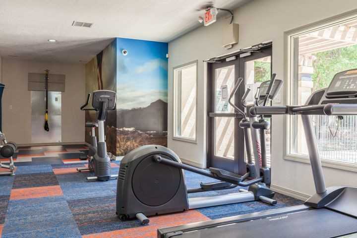 AYA ABQ - Photo 7 of 31