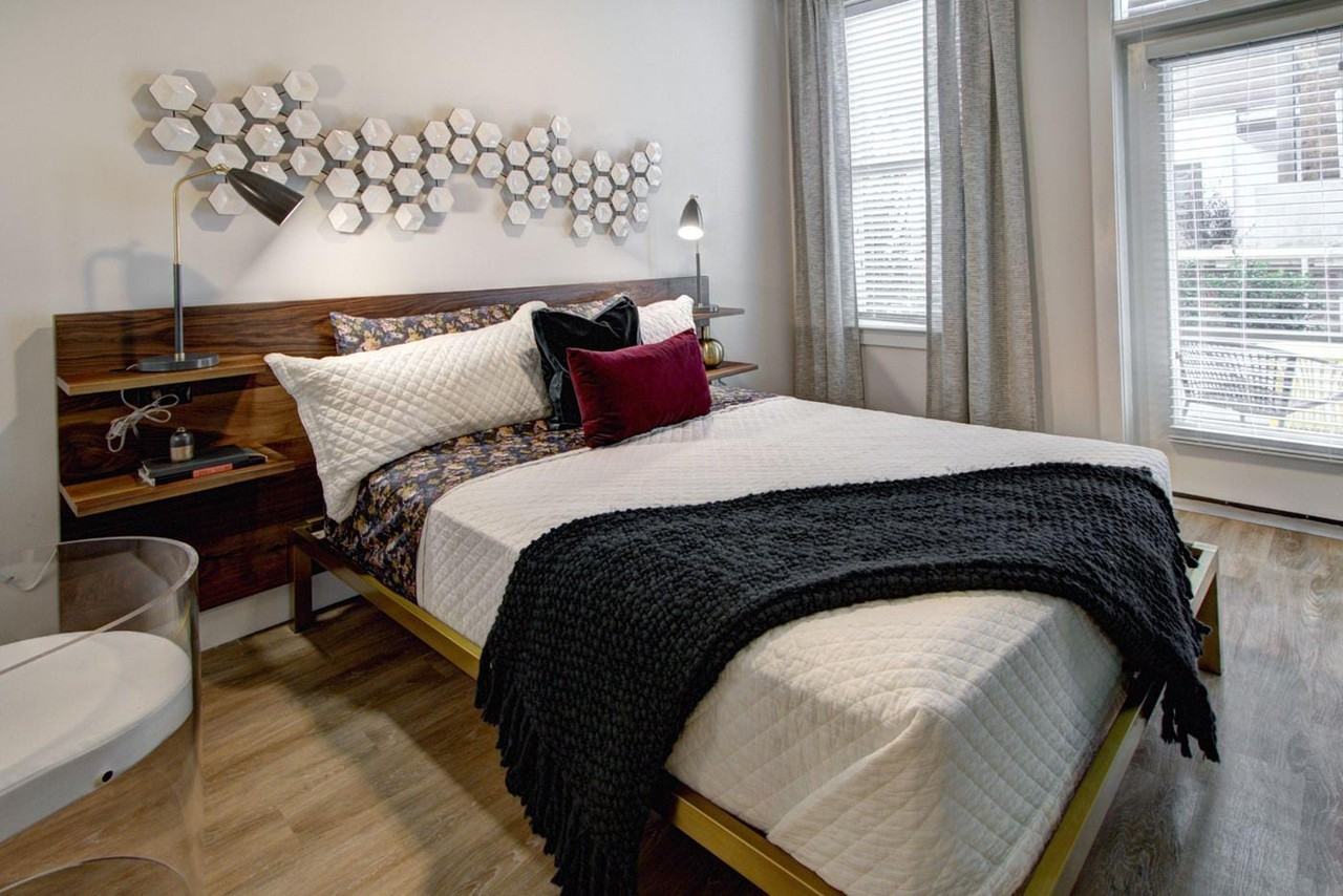 The Atherton - Photo 4 of 41