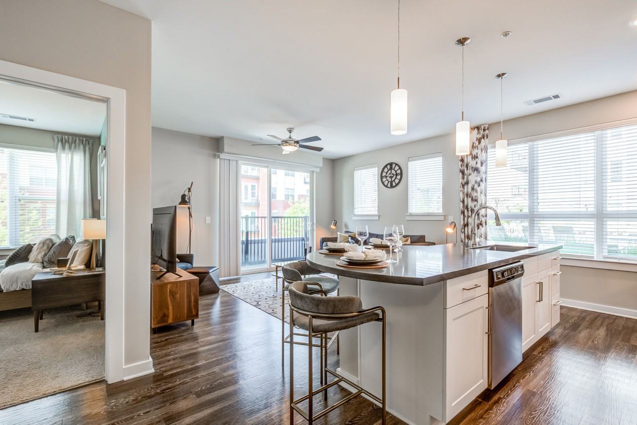 Maddox South End - Photo 2 of 45