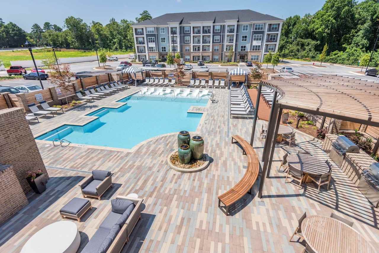 Leigh House - Photo 7 of 40