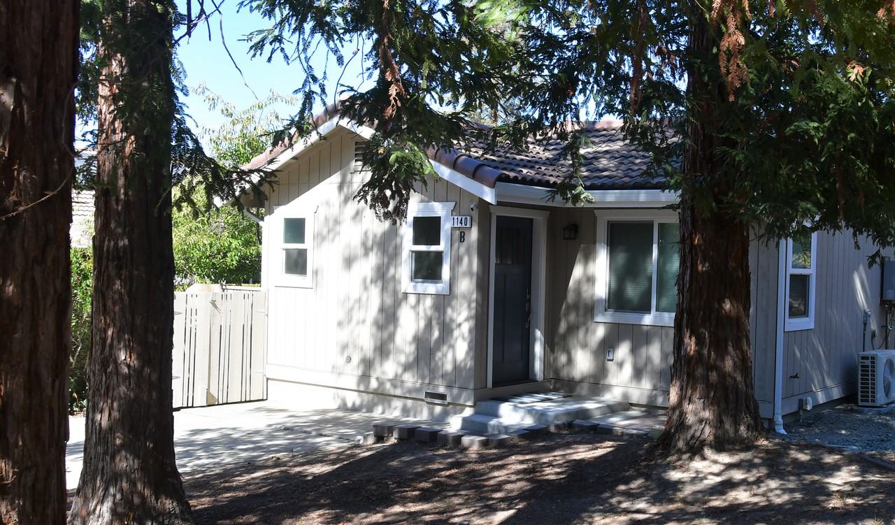 1140 Hanna Grove Trl - Photo 3 of 15