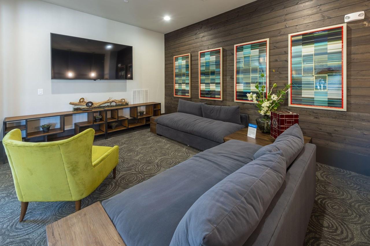 22Hundred - Photo 7 of 38