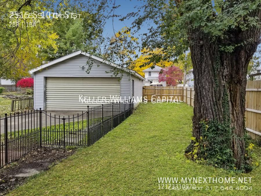 2515 S 10th St - Photo 3 of 26