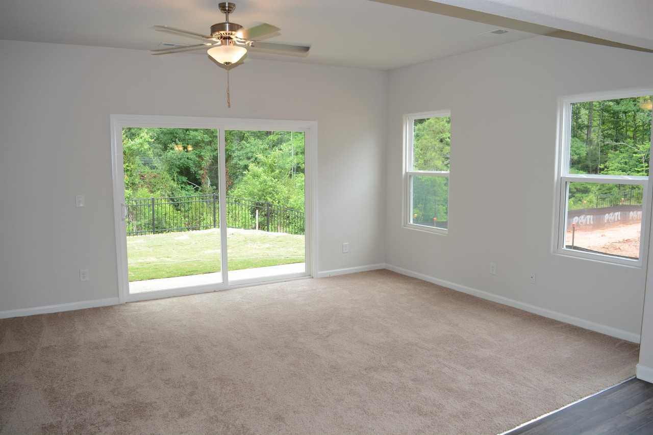 258 Yorktown Ln #1 - Photo 3 of 11