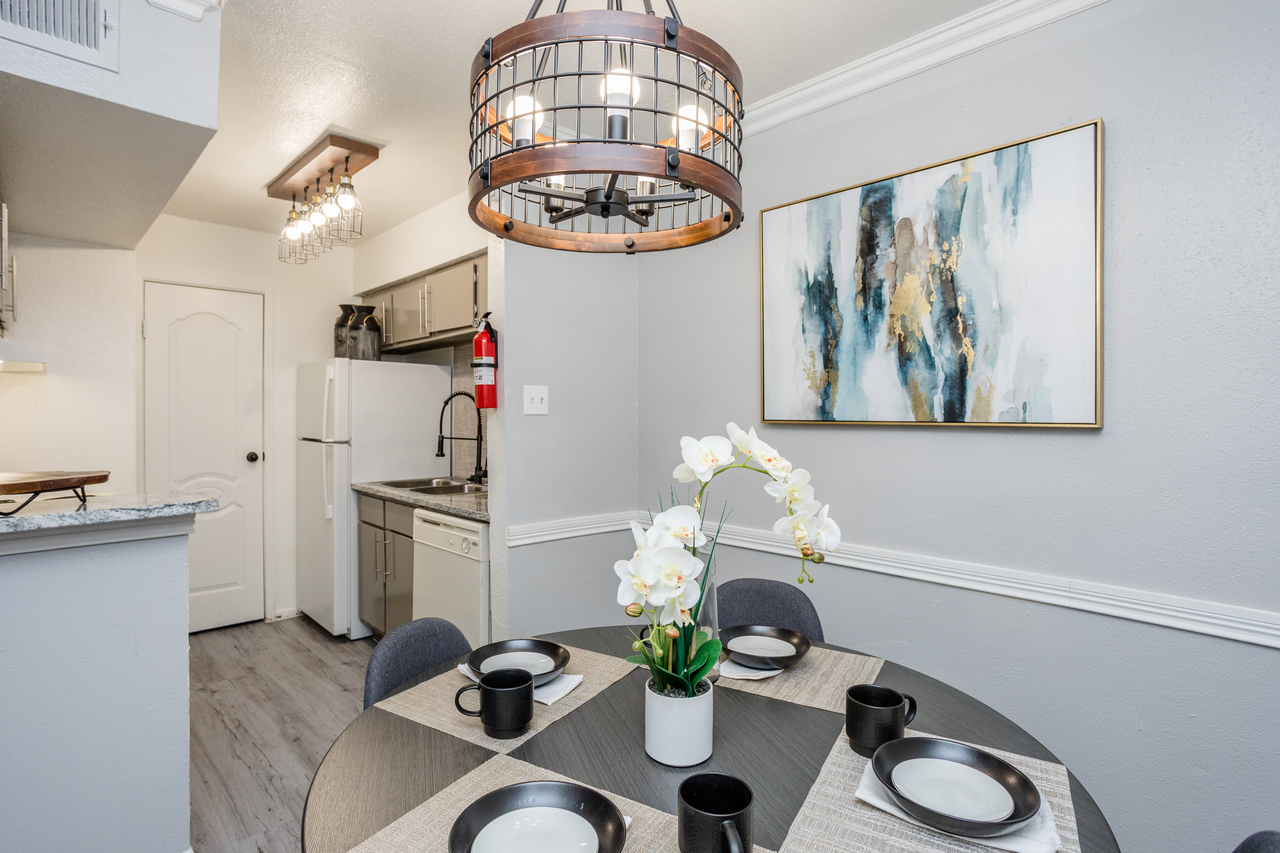 Villa Luna Apartments 2600 Westridge St, Houston, TX 77054 Zumper