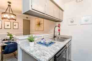 featured image of 2700 Westridge St