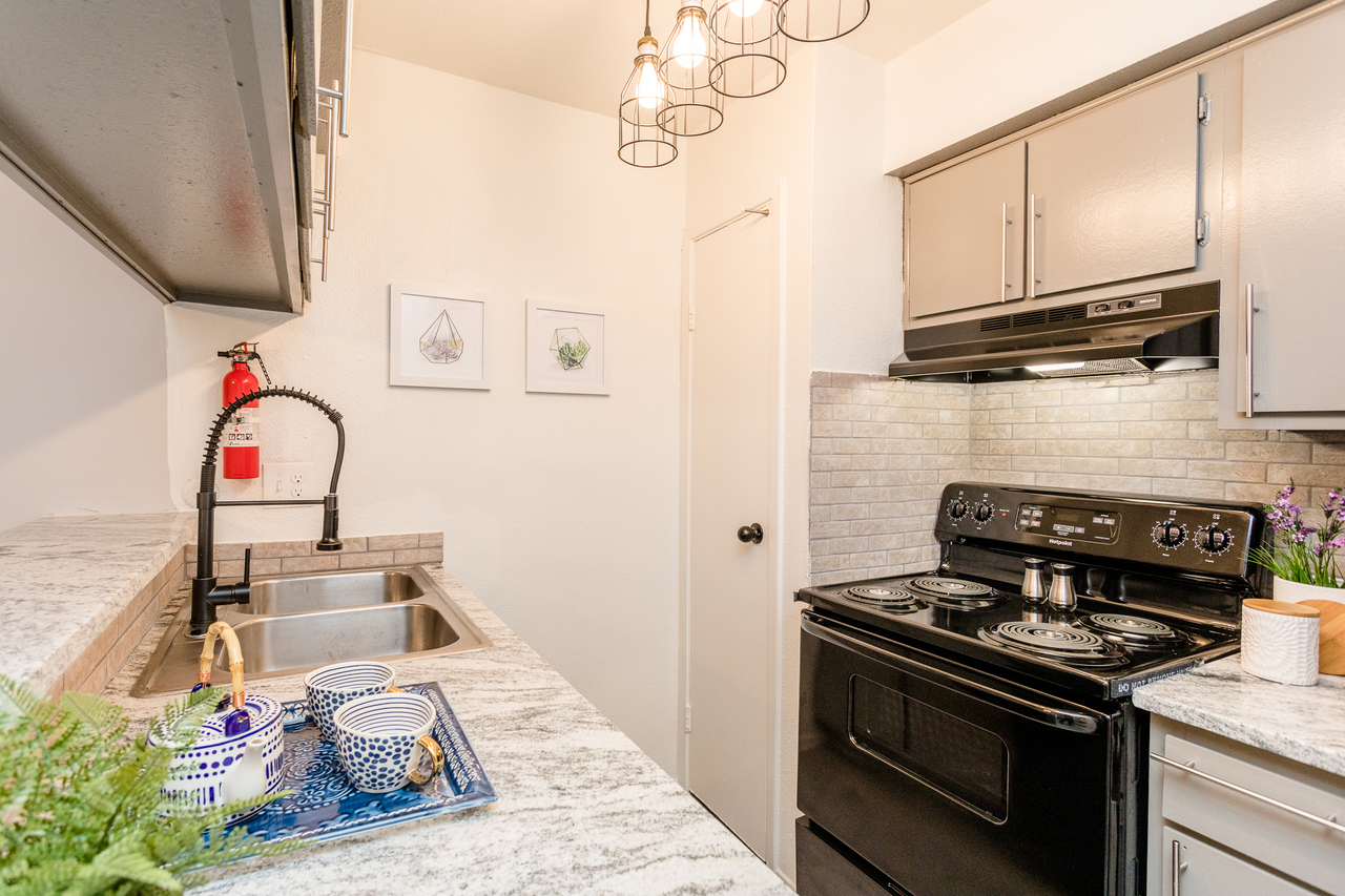 Ridge Point Apartments - Photo 6 of 50