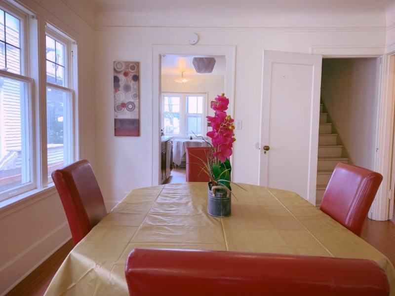 2401 Boylston Ave E - Photo 7 of 12