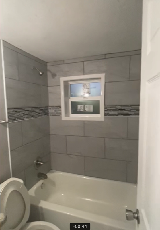 652 Ne Congress Ave - Photo 6 of 7