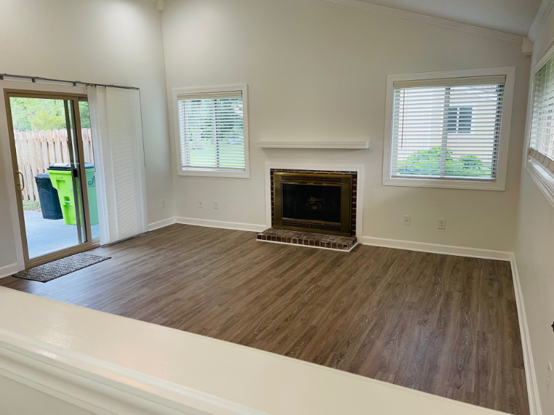 143 Quarterdeck Townes - Photo 2 of 21