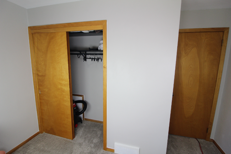 453 17th Street - Photo 2 of 17