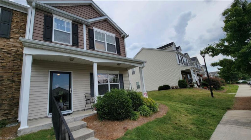 33 Arbor Hill Pl - Photo 2 of 24