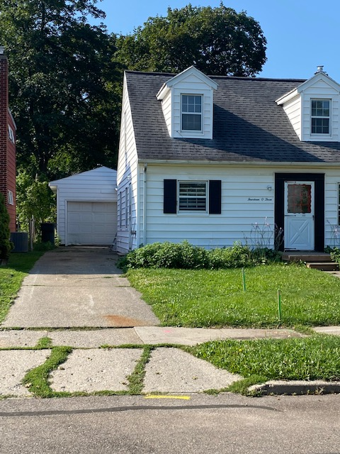 1403 Gordon Ave - Photo 2 of 12