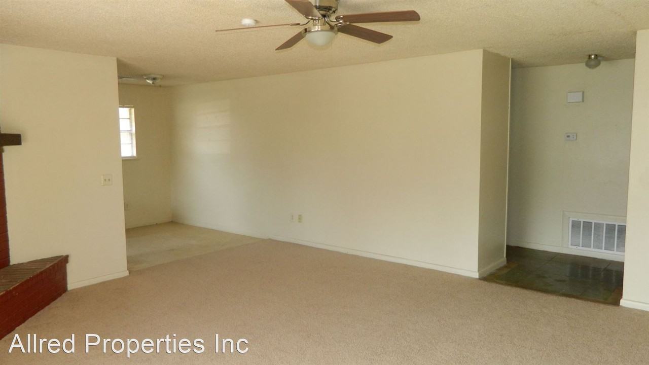 1702 Kimbrough St. - Photo 2 of 8