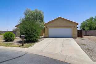 201 W Palm Ct - Photo 1 of 1