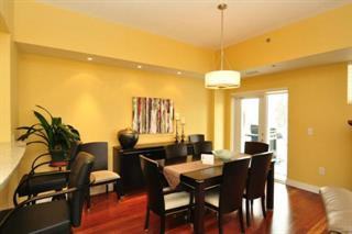 229 8e-229 Wellington Cres. - Photo 3 of 17