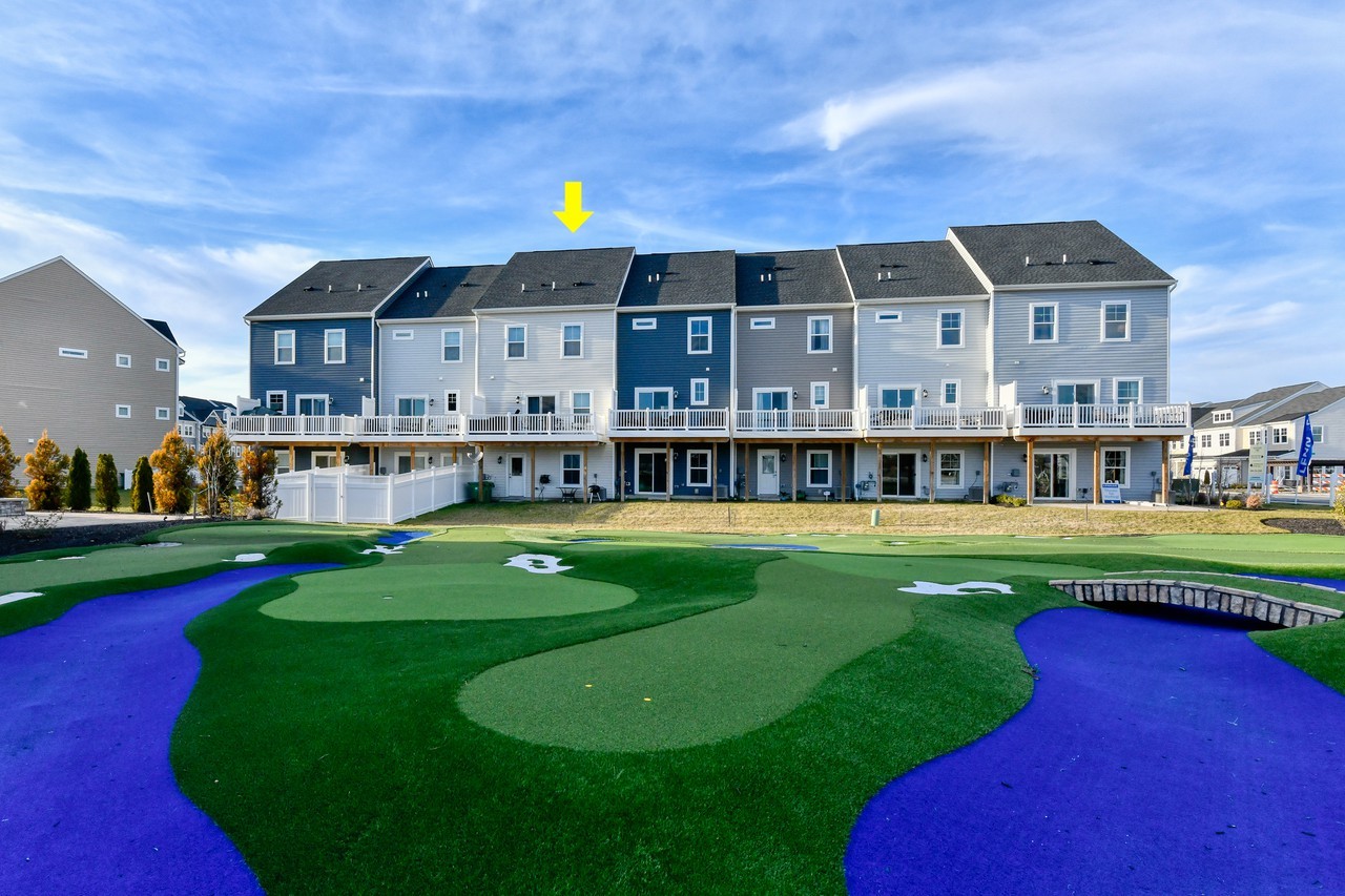 36015 Auburn Way - Photo 2 of 10