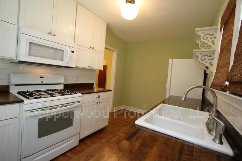 111 Timothy St - Photo 6 of 23