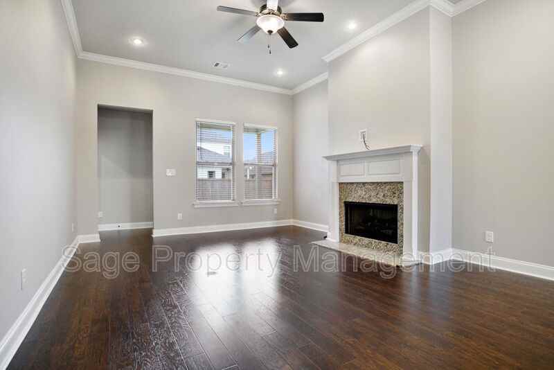 36418 Belle Journee Ave - Photo 2 of 15