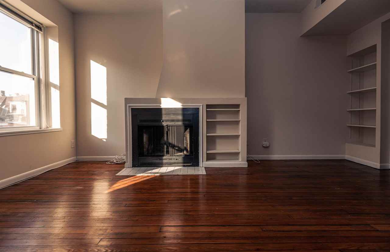 1415 Hopkins St Nw #3 - Photo 2 of 17