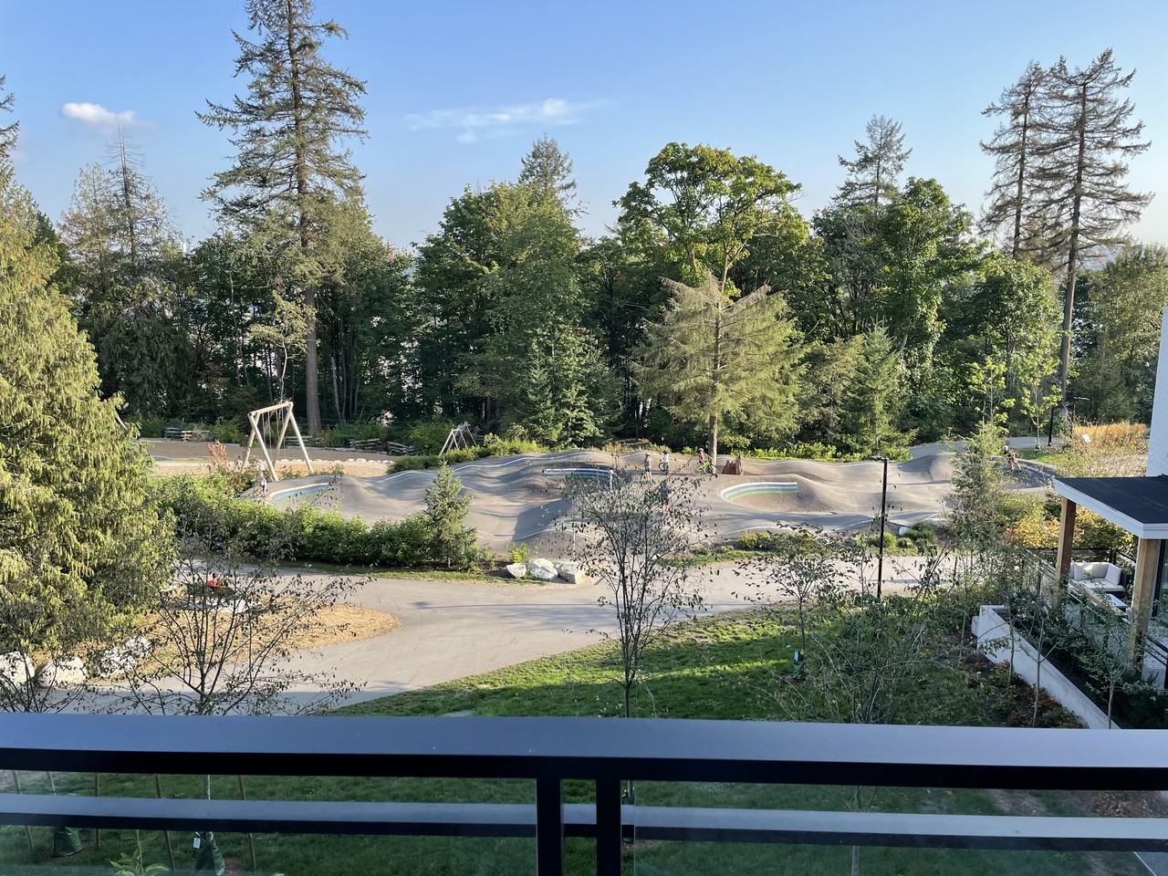 707 East 3rd Street - Photo 3 of 20