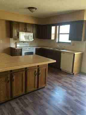 13024 S Trenton St - Photo 2 of 12
