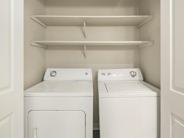 1800 Sidney Ave - Photo 5 of 13