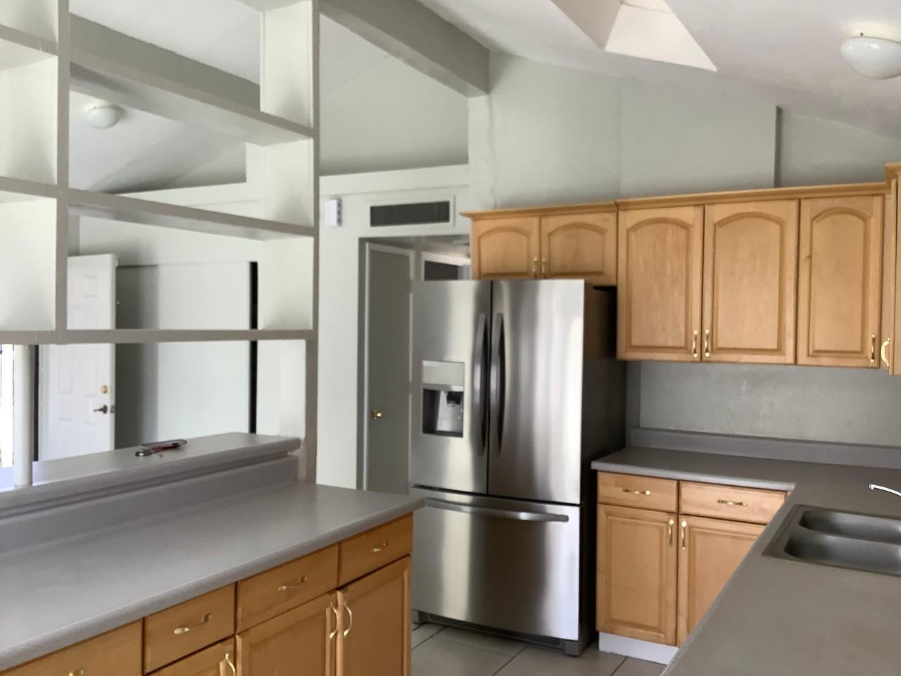 2601 S Portia Ave #NA - Photo 3 of 21