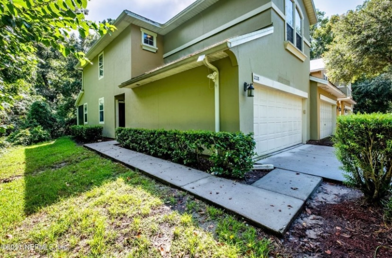 12228 Black Walnut Court - Photo 2 of 20