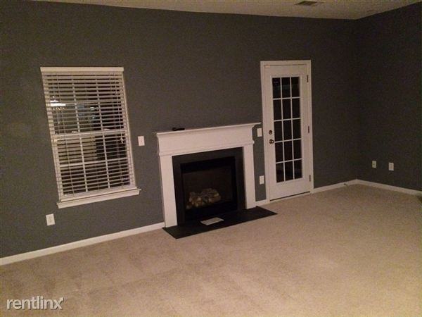 10016 Kings Parade Blvd